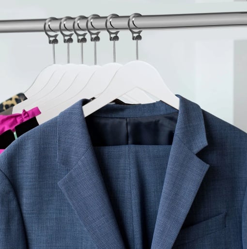 Umeraș hotelier din lemn alb cu margini de catifea, bară pentru pantaloni și design clasic – ideal pentru cămăși, bluze, pantaloni, tricouri și rochii - HUMERO