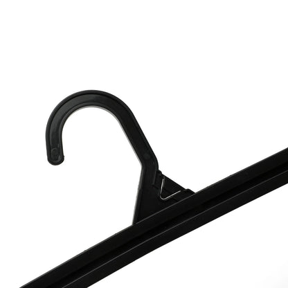 Umeraș pentru fuste din plastic negru cu clipsuri - ideal pentru pantaloni și fuste - HUMERO