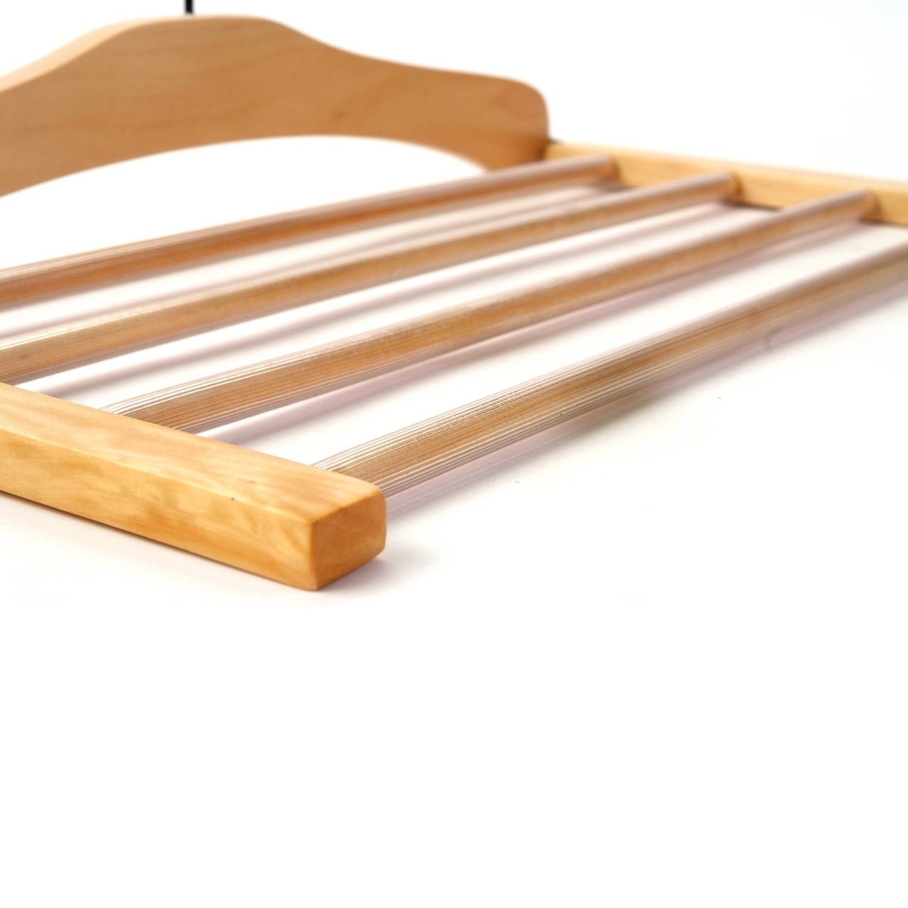 Umeraș pliabil multifuncțional din lemn natur - ideal pentru pantaloni și fuste - HUMERO